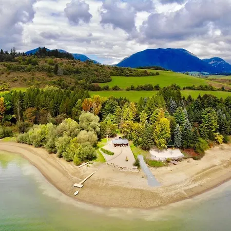 Kemp Mobilny Domcek Na Brehu Liptovskej Mary Bobrovník