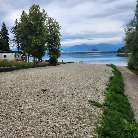 Campingplatz Mobilny Domcek Na Brehu Liptovskej Mary